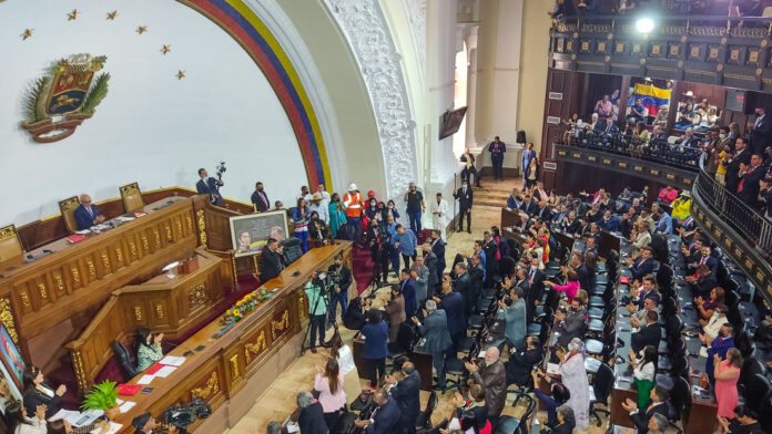 63b6fea459bf5b17c049384f