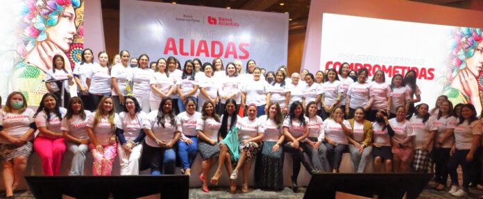 Aliadas Atlántida representa una iniciativa de Banca Comercial Pyme de Banco Atlántida.