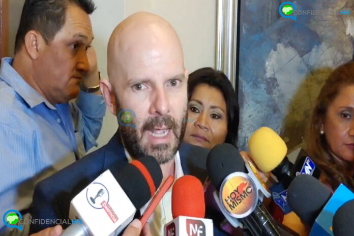 Secuencia 01.Imagen fija213