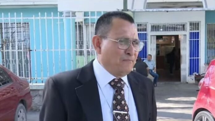 principal_abogado_denuncia_persecucion