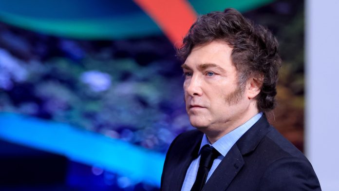 674d838c59bf5b21d72cf18b