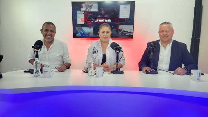 photo_5095882086169643783_y