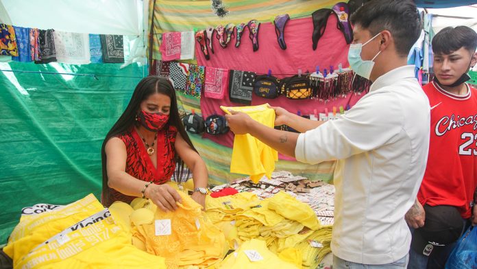 69553ed959bf5b2ba042316a